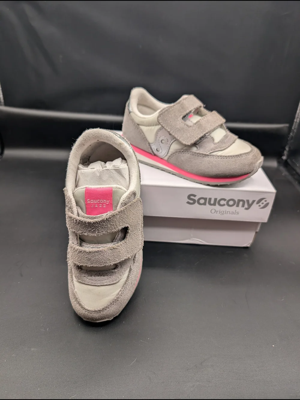 Saucony Kids Gray and Pink Velcro Sneakers